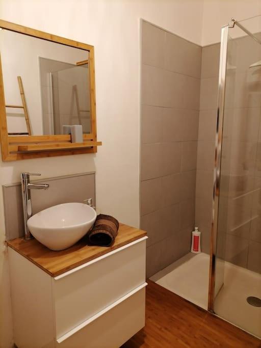 Apartamento Plein Coeur Du Quartier Du Panier . Chaleureux T2. Marsella Exterior foto